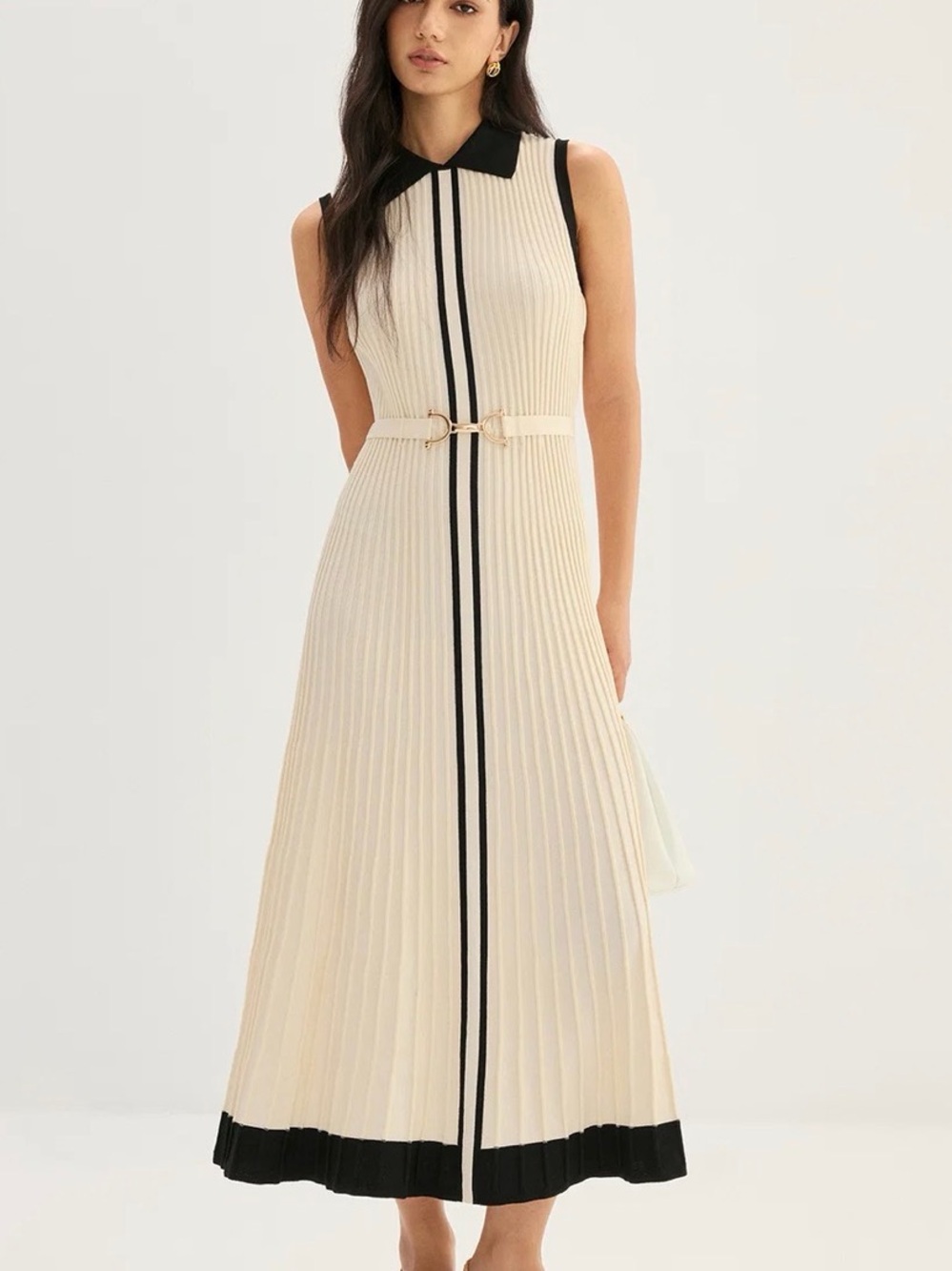 Commense Contrast Collar Rib Knit Maxi Dress
